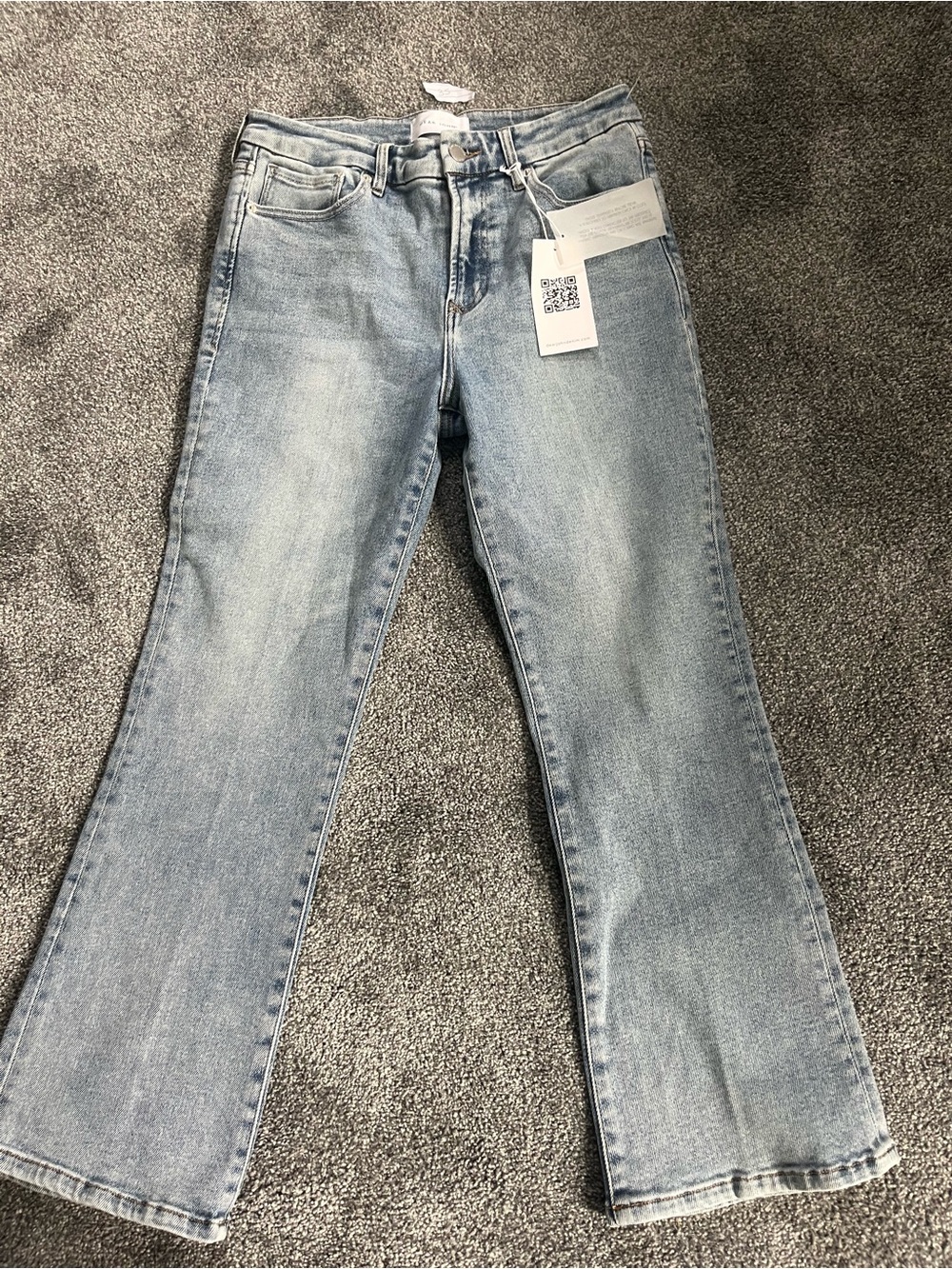 Dear John Jeanne Light Wash Women's Flared Jeans - Classic Casual Style